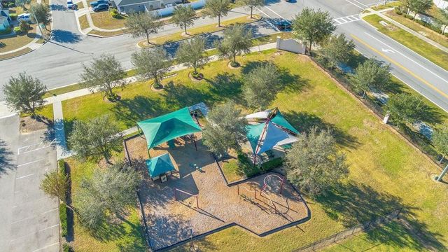 693 PERSIAN DRIVE, Haines City, FL 33844