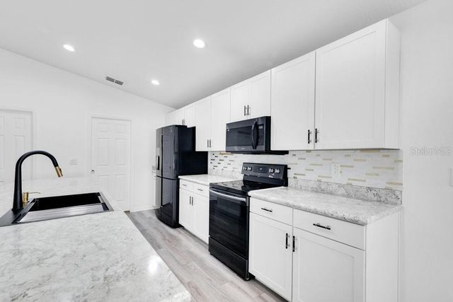 693 PERSIAN DRIVE, Haines City, FL 33844