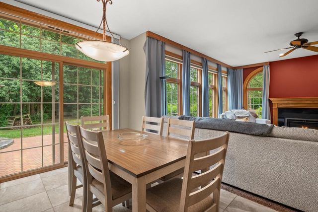 2245 S Foxglove COURT, New Berlin, WI 53151