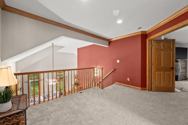 2245 S Foxglove COURT, New Berlin, WI 53151