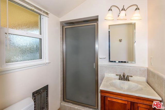 14745 MARLIN Place, Van Nuys (los Angeles), CA 91405