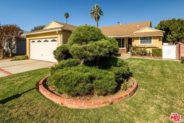 14745 MARLIN Place, Van Nuys (los Angeles), CA 91405