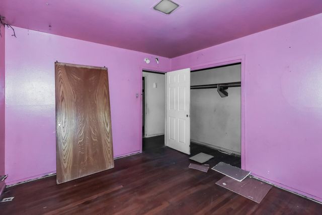 5843 Thrush Drive, Houston, TX 77033