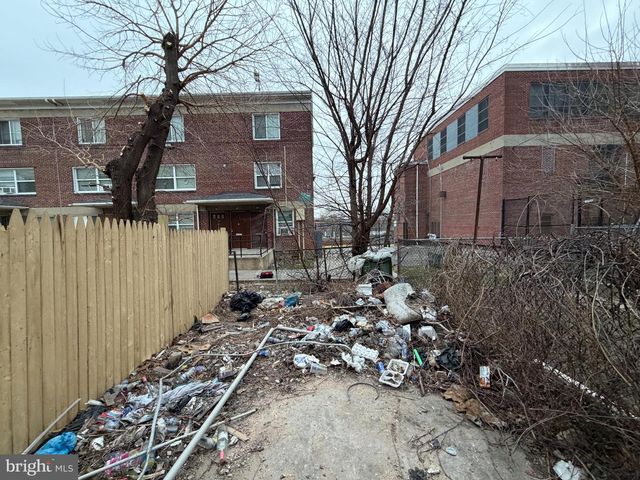 1518 N GILMOR ST, Baltimore, MD 21217
