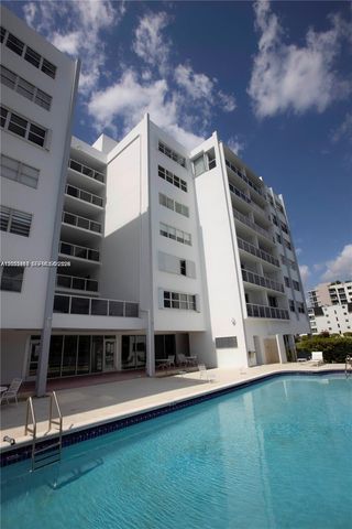 9381 E Bay Harbor Dr 302S, Bay Harbor Islands, FL 33154