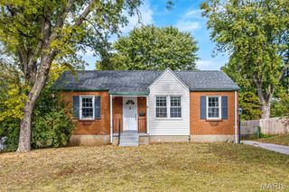 4 Saint James Court, Florissant, MO 63031
