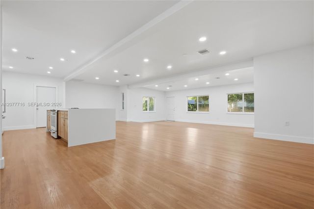 13040 N Miami Avenue, Miami, FL 33168