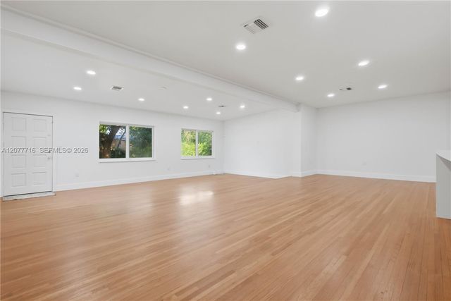 13040 N Miami Avenue, Miami, FL 33168