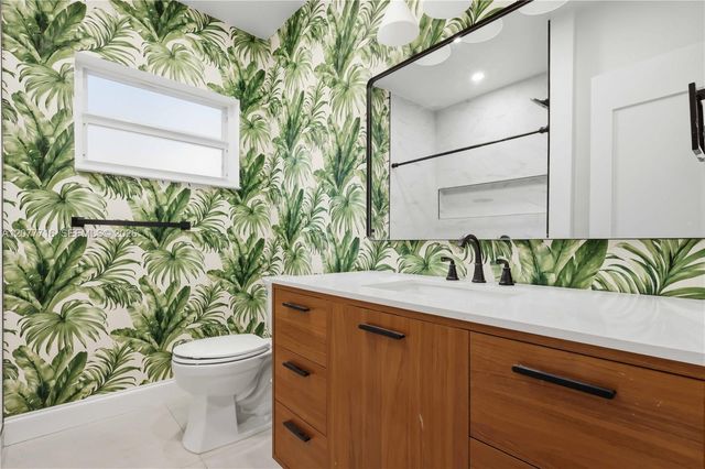 13040 N Miami Avenue, Miami, FL 33168