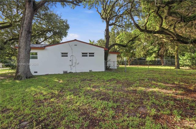 13040 N Miami Avenue, Miami, FL 33168