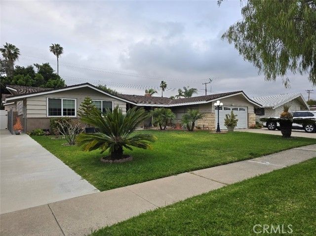 1877 S Jacalene Ln. Unit B, Anaheim, CA 92802