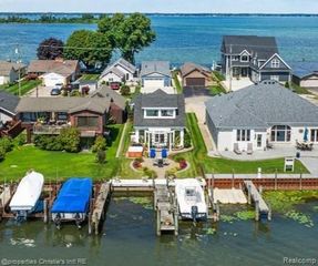 32546 N River Road, Harrison Twp, MI 48045