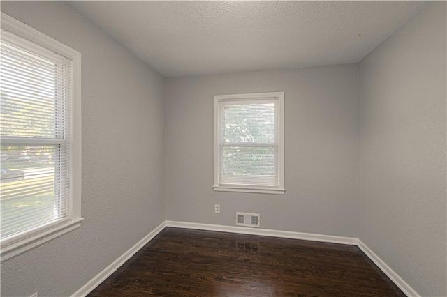 8512 E 85th Street, Raytown, MO 64138