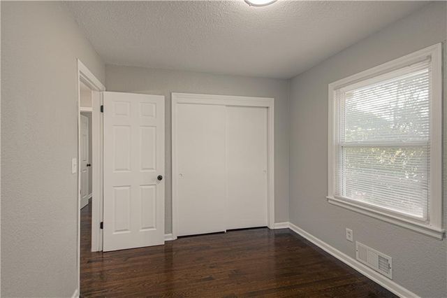 8512 E 85th Street, Raytown, MO 64138