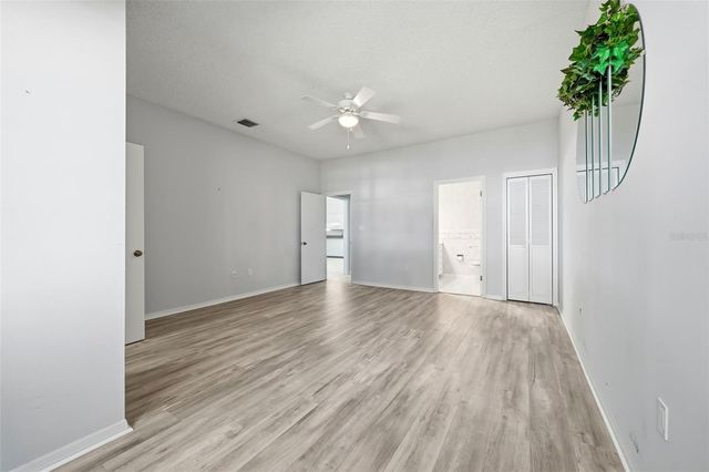 1111 LAKESHORE DRIVE C4, Eustis, FL 32726