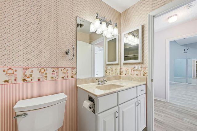 1111 LAKESHORE DRIVE C4, Eustis, FL 32726