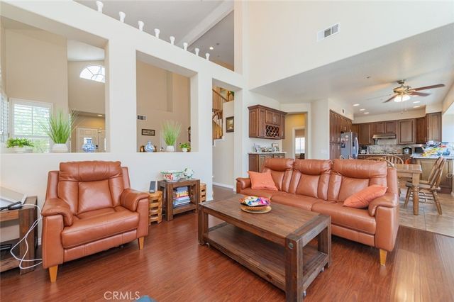 9819 Via Esperanza, Rancho Cucamonga, CA 91737