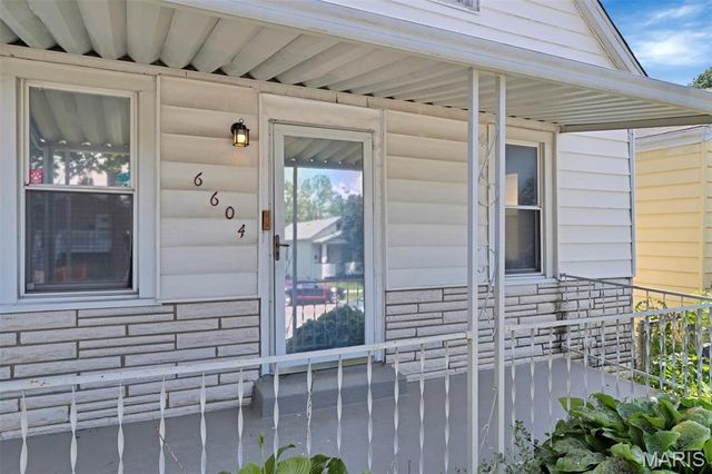 6604 Etzel Avenue, University City, MO 63130