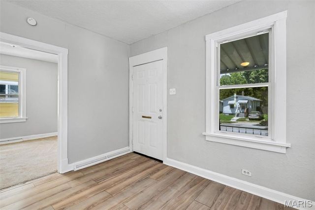 6604 Etzel Avenue, University City, MO 63130