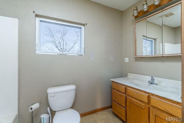 1031 Dilworth Road, Lebanon, MO 65536