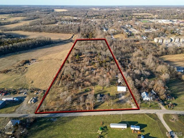 1031 Dilworth Road, Lebanon, MO 65536