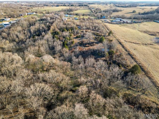 1031 Dilworth Road, Lebanon, MO 65536