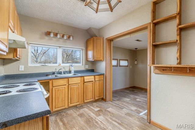 1031 Dilworth Road, Lebanon, MO 65536