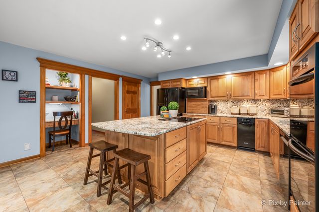2917 Pleasant Drive, Mchenry, IL 60051