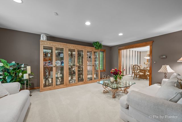 2917 Pleasant Drive, Mchenry, IL 60051