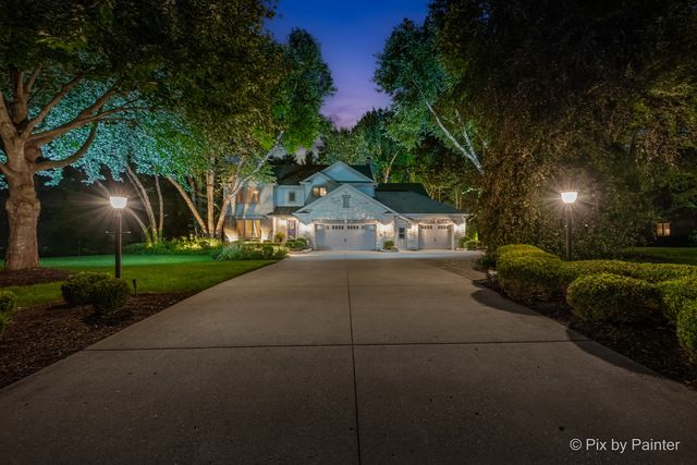2917 Pleasant Drive, Mchenry, IL 60051