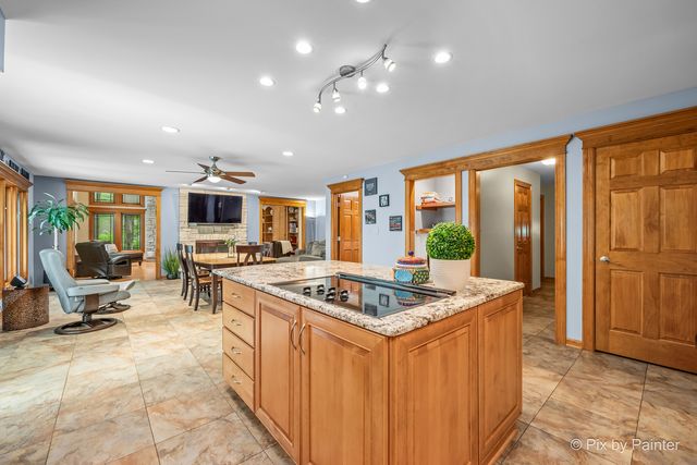 2917 Pleasant Drive, Mchenry, IL 60051