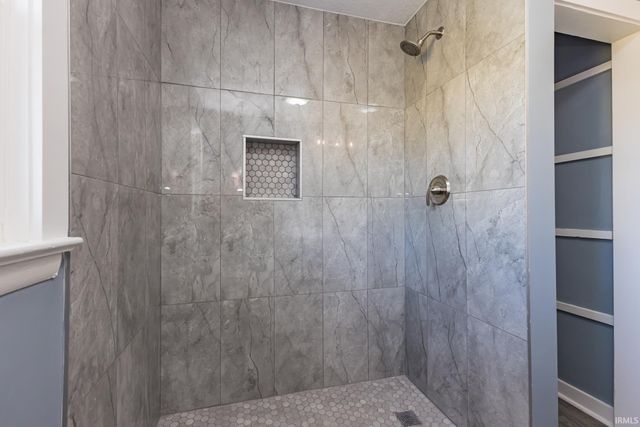 3509 E Maplegrove Avenue, Fort Wayne, IN 46806