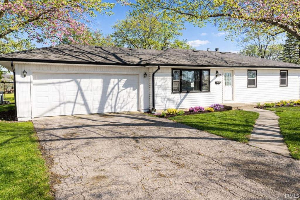 3509 E Maplegrove Avenue, Fort Wayne, IN 46806