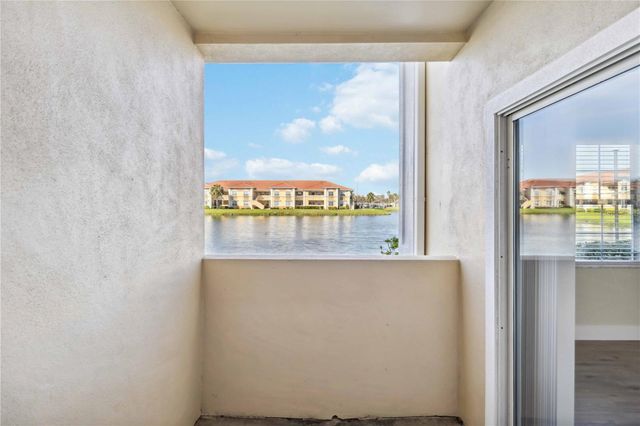 1005 VILLAGIO CIRCLE 106, Sarasota, FL 34237
