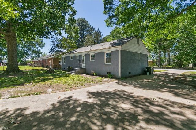 314 Martha Lee DR, Hampton, VA 23666