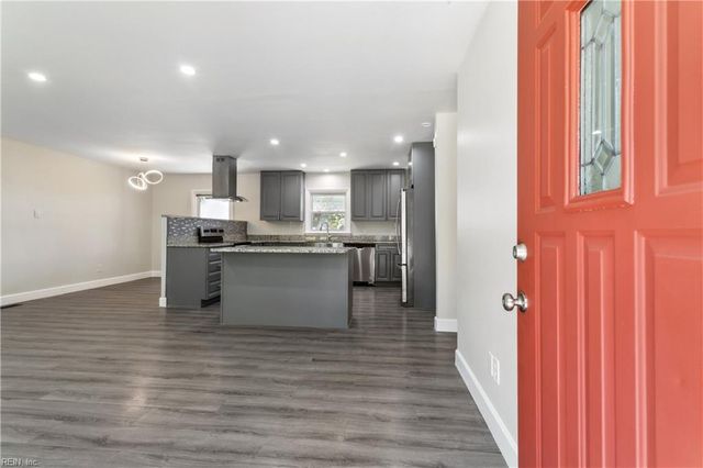 314 Martha Lee DR, Hampton, VA 23666