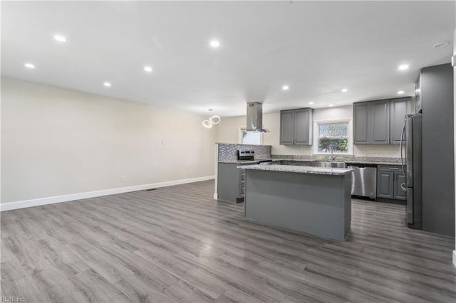 314 Martha Lee DR, Hampton, VA 23666