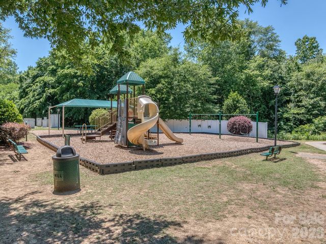 9627 Turning Wheel Drive, Charlotte, NC 28214