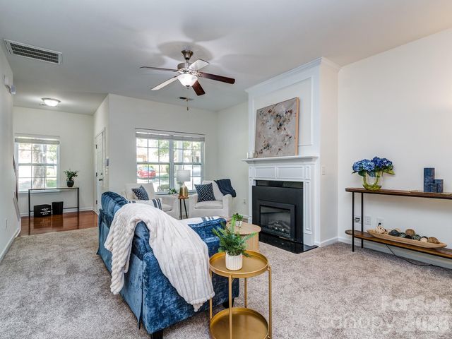 9627 Turning Wheel Drive, Charlotte, NC 28214