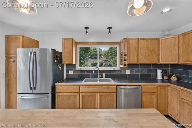 744 S Park Street, Highland, MI 48356