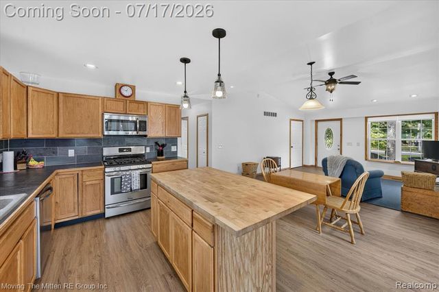 744 S Park Street, Highland, MI 48356