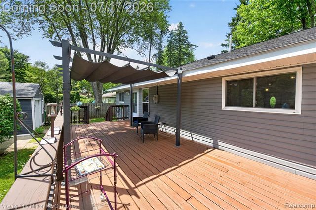 744 S Park Street, Highland, MI 48356