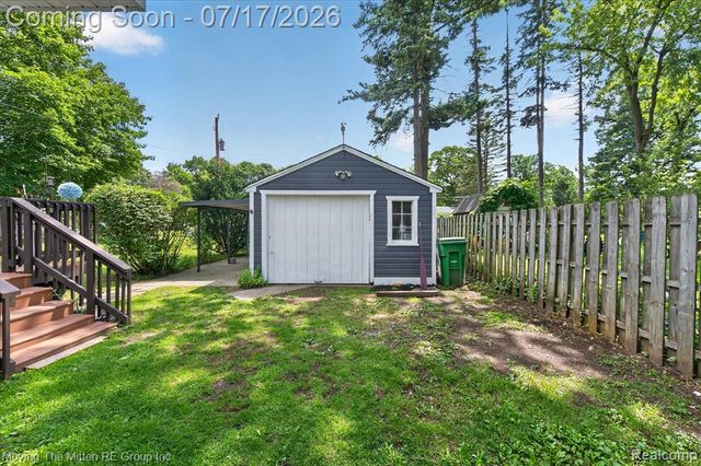 744 S Park Street, Highland, MI 48356