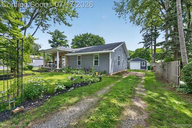 744 S Park Street, Highland, MI 48356