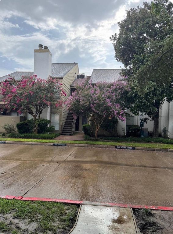 10051 Westpark Drive 261, Houston, TX 77042