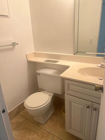 90 Mansfield C, Boca Raton, FL 33434