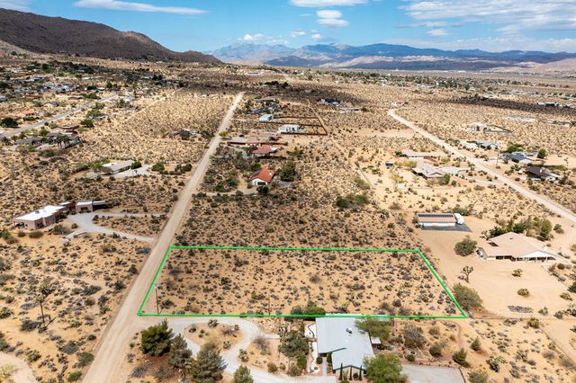 207 Onaga Trail, Joshua Tree, CA 92252