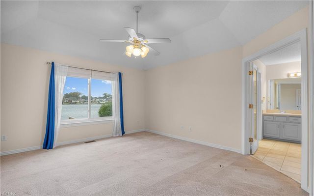 948 Sandoval DR, Virginia Beach, VA 23454