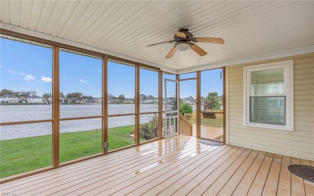 948 Sandoval DR, Virginia Beach, VA 23454