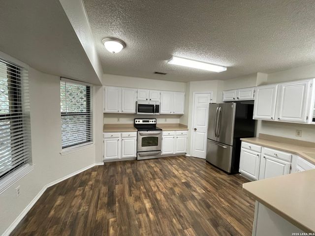 3624 ELM CT, Schertz, TX 78108